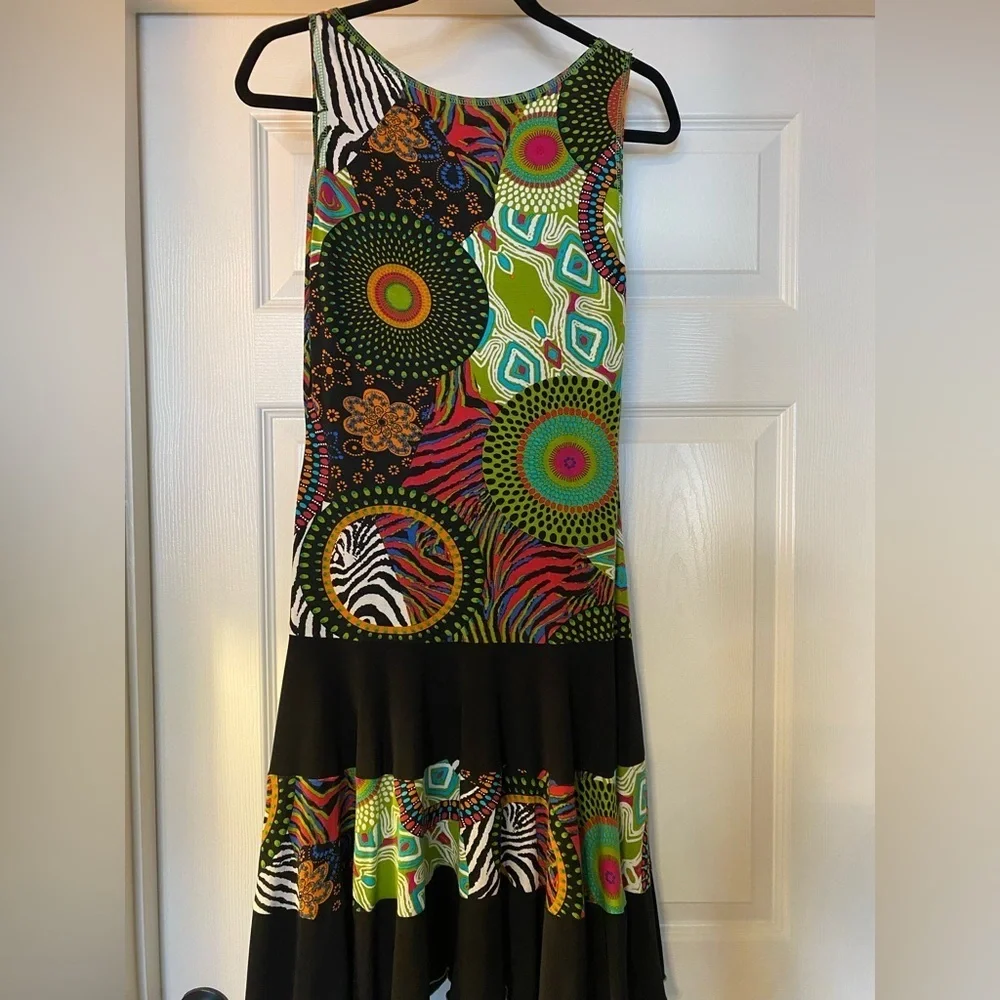 Colorful Sleeveless Patterned Dress